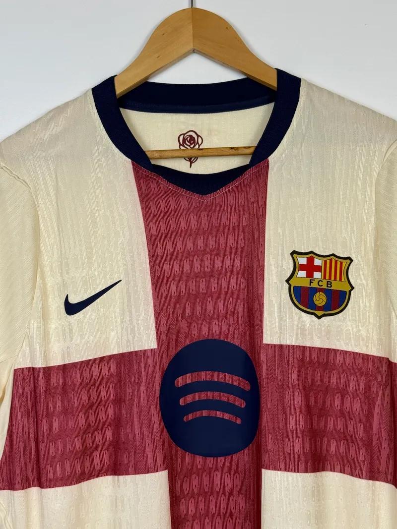FC Barcelona 4th kit 2026/27 – Player Edition view 8