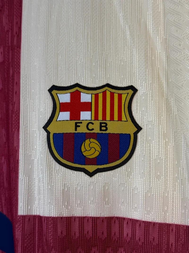 FC Barcelona 4th kit 2026/27 – Player Edition view 10