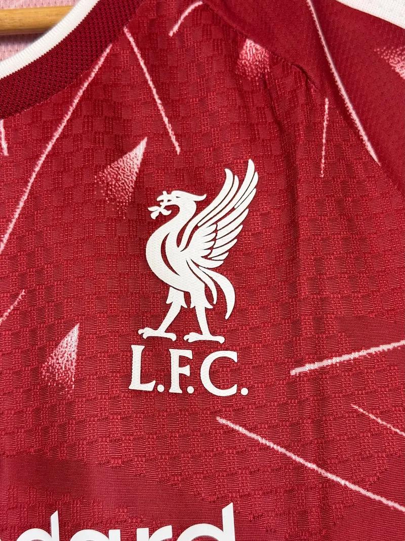 Liverpool Home Jersey 2026/27  – Player Edition view 7