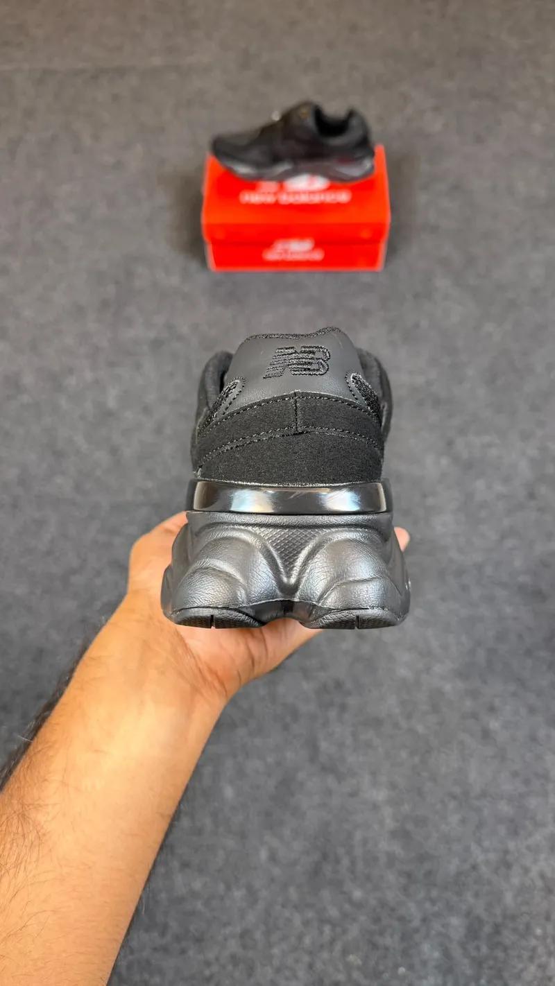 NB 9060 Triple Black view 7