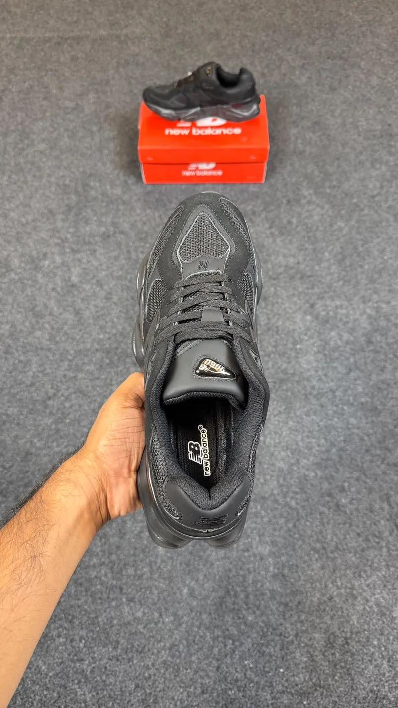 NB 9060 Triple Black view 5