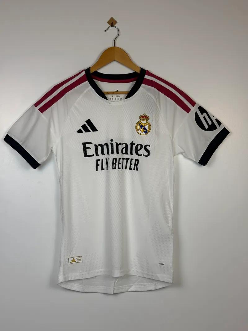 Real Madrid Home Jersey 2026/27  – Player Edition view 7