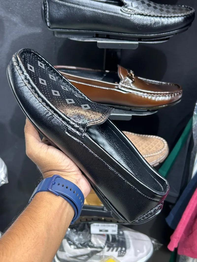 Romano Perforated Loafer – Black